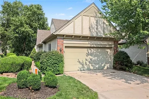 14408 Marty St, Overland Park, KS 66223