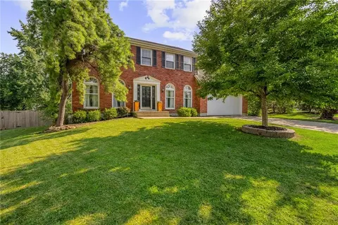 1109 W 120th Ter, Kansas City, MO 64145