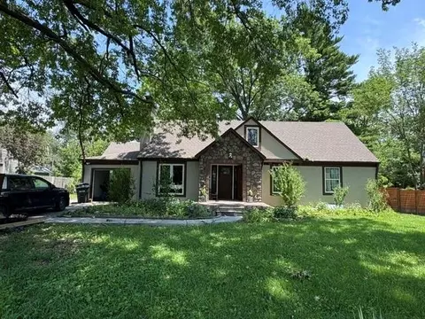 7221 Sycamore Ave, Kansas City, MO 64133