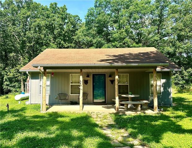 28418 Acorn Dr, Urbana, MO 65767