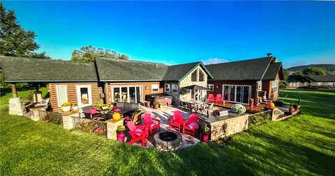 23 Cottage Park Ct #22, Camdenton, MO 65020
