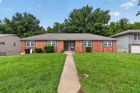 8310 Sterling Ave, Raytown, MO 64138