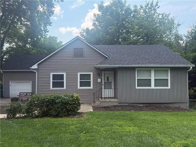 4740 Delmar St, Roeland Park, KS 66205