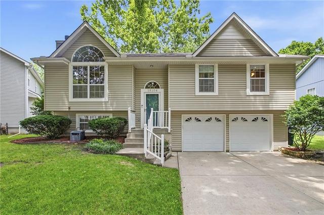18104 E 31st Terrace Dr, Independence, MO 64057