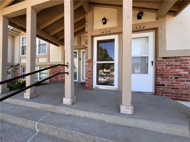 1434 NW 64th Ter, Kansas City, MO 64118