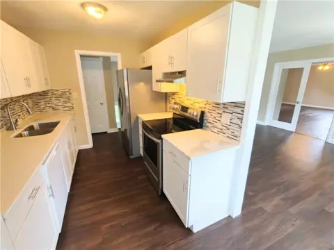 3900 S Hands St, Independence, MO 64055 photo 6