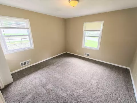 3900 S Hands St, Independence, MO 64055 photo 14