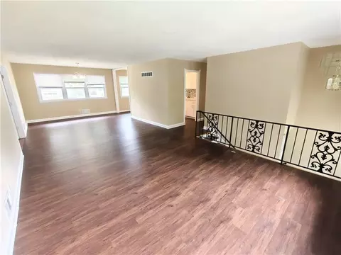 3900 S Hands St, Independence, MO 64055 photo 3