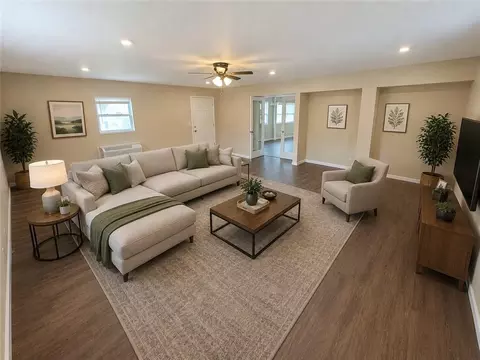 Living - 3900 S Hands St, Independence, MO 64055 photo 4 of 10