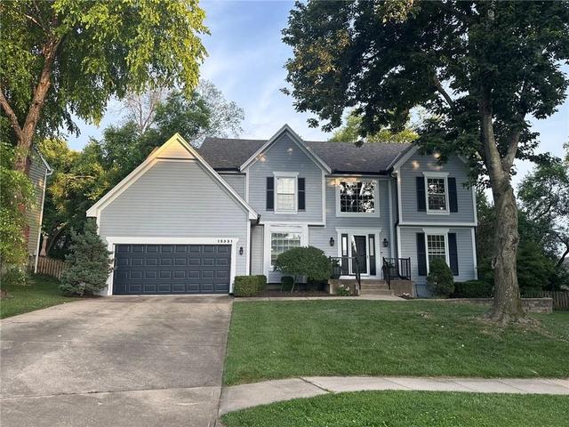 12531 Connell St, Overland Park, KS 66213