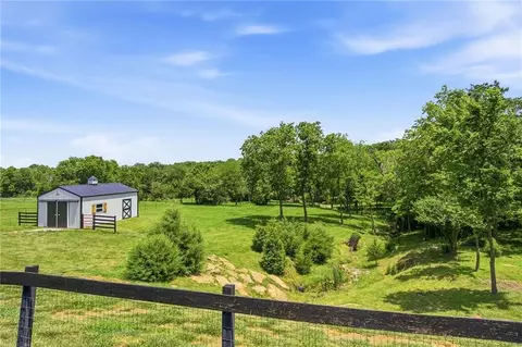 12001 S Eagle Crest Dr, Lees Summit, MO 64086 photo 54
