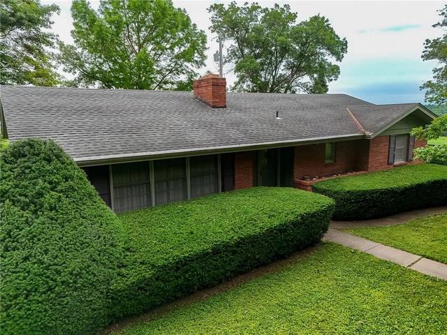 14071 County Rd 339, Savannah, MO 64485