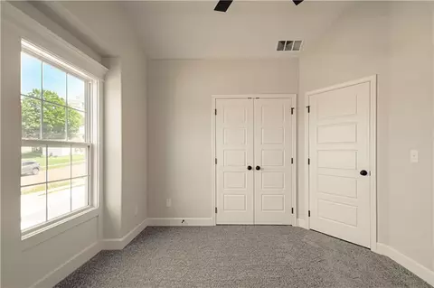 Bedroom - 623 E 13th St, Kearney, MO 64060 photo 4 of 7