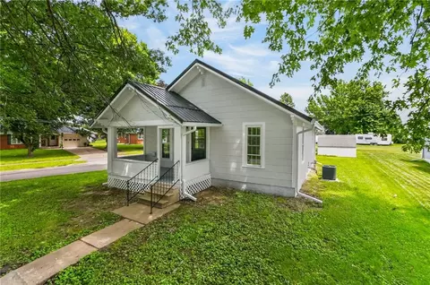 213 W Ada St, Norborne, MO 64668 photo 28