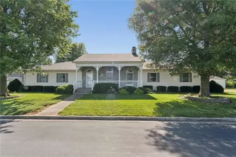 209 N Mitchell St, Alma, MO 64001