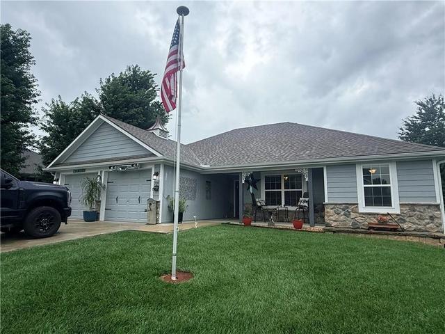 205 Ceremonial Dr, Buckner, MO 64016