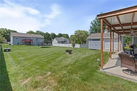Exterior - 205 Ceremonial Dr, Buckner, MO 64016 photo 10 of 10