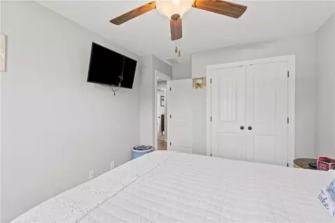 Bedroom - 205 Ceremonial Dr, Buckner, MO 64016 photo 2 of 7