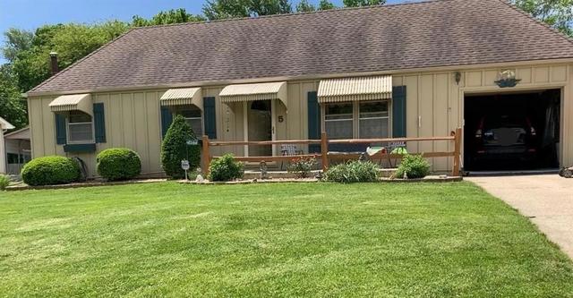 5 NE 74th Ter, Gladstone, MO 64118
