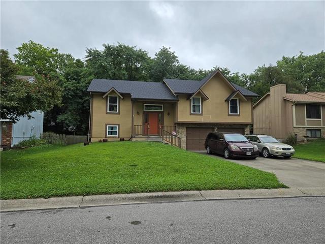 517 Buena Vista Dr, Belton, MO 64012