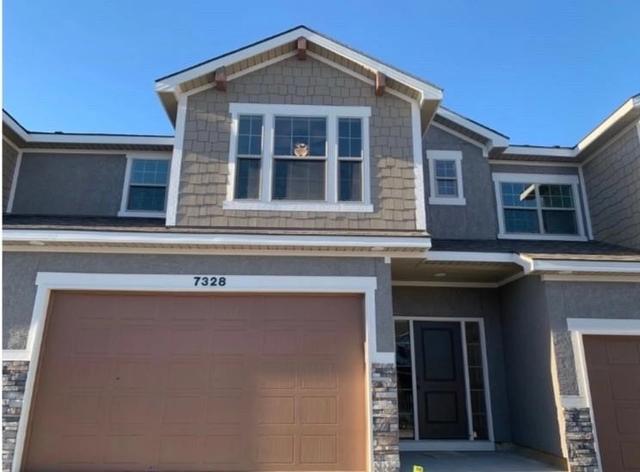 7328 Aaron St #24 C, Parkville, MO 64152