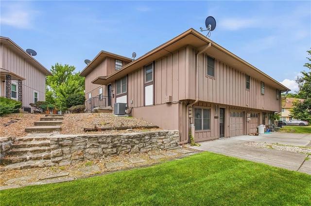 11260 E 71st Ter, Raytown, MO 64133