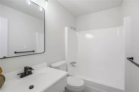 11260 E 71st Ter, Raytown, MO 64133 photo 13