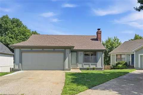 12116 W 67th St, Shawnee, KS 66216