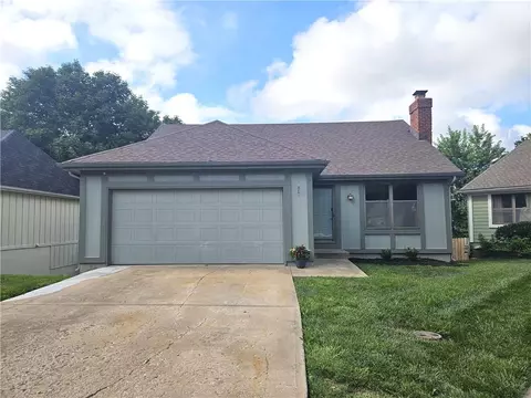 12116 W 67th St, Shawnee, KS 66216