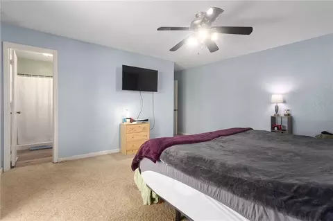 Bedroom - 107 E Maple St, Polo, MO 64671 photo 2 of 5