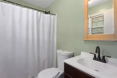 Bath - 107 E Maple St, Polo, MO 64671 photo 2 of 2
