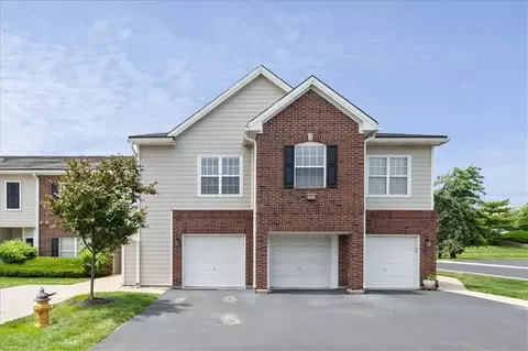 11625 Tomahawk Creek Pkwy #L, Leawood, KS 66211