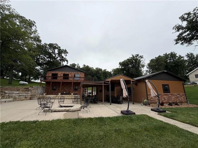 588 Lake Viking Ter, Gallatin, MO 64640