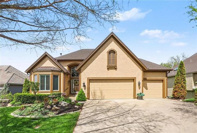 20306 W 99th Ter, Lenexa, KS 66220
