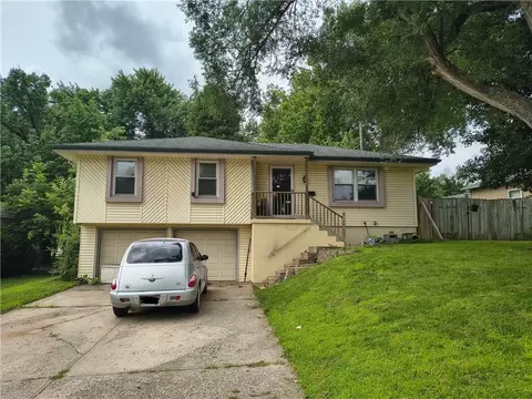 16309 E 34th St, Independence, MO 64055