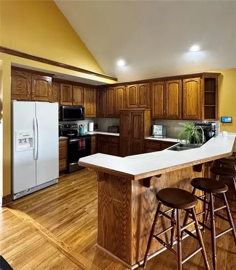 Kitchen - 1206 Talon Dr, Cameron, MO 64429 photo 1 of 1