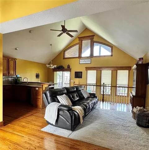Living - 1206 Talon Dr, Cameron, MO 64429 photo 2 of 3