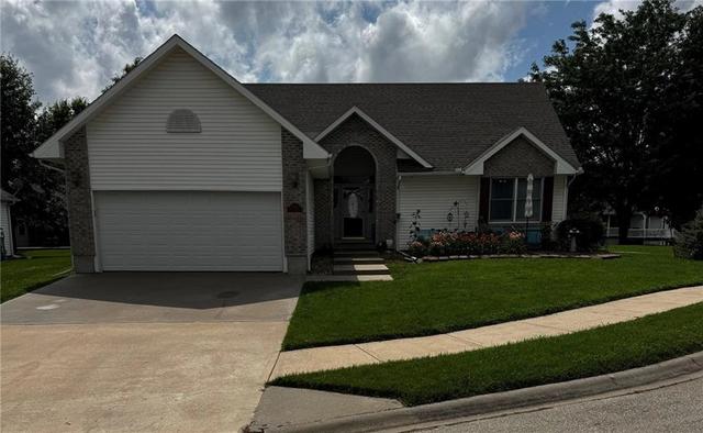 1206 Talon Dr, Cameron, MO 64429
