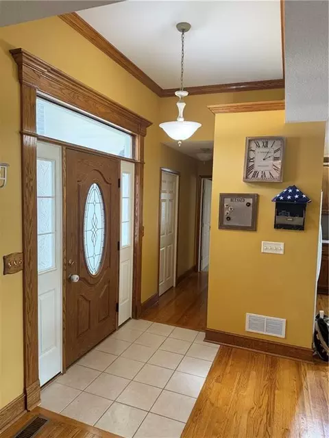 Entry Way - 1206 Talon Dr, Cameron, MO 64429 photo 1 of 2