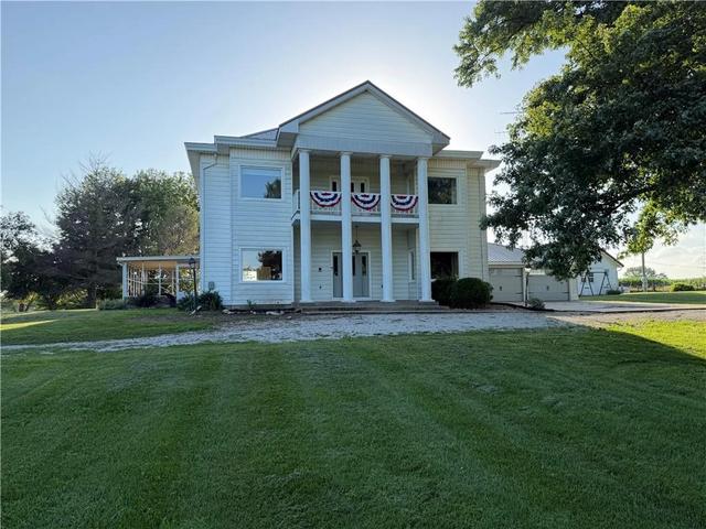 6585 NE Catawba Rd, Breckenridge, MO 64625