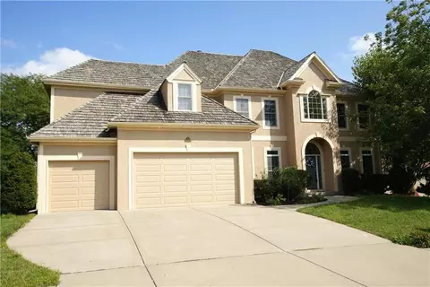 10319 N Saline Ave, Kansas City, MO 64154