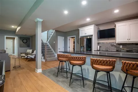 6627 Mccormick Dr, Shawnee, KS 66226