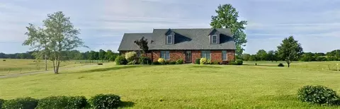 335 NW 200 Rd, Centerview, MO 64019