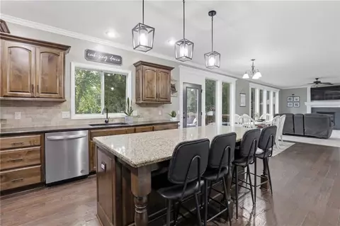 Kitchen - 1502 Cross Creek Dr, Raymore, MO 64083 photo 6 of 6