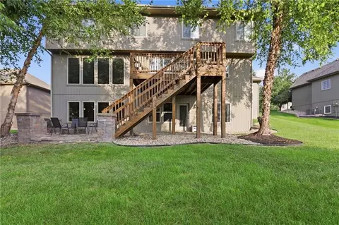 Exterior - 1502 Cross Creek Dr, Raymore, MO 64083 photo 8 of 11