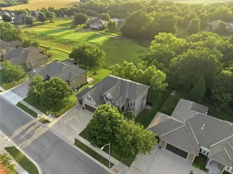 View/Area - 1502 Cross Creek Dr, Raymore, MO 64083 photo 1 of 14