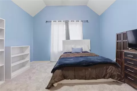 Bedroom - 1502 Cross Creek Dr, Raymore, MO 64083 photo 6 of 11