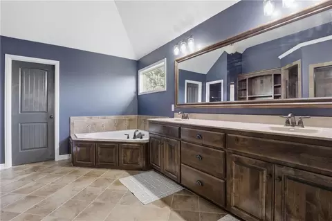 Bath - 1502 Cross Creek Dr, Raymore, MO 64083 photo 6 of 9