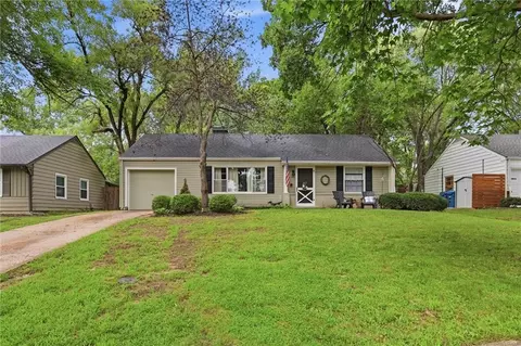 2800 W 78th St, Prairie Village, KS 66208