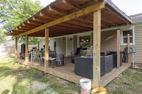 Exterior - 1004 E Main St, Cherryvale, KS 67335 photo 8 of 11